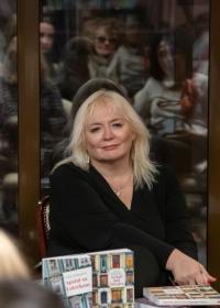 КЊИЖЕВНО ВЕЧЕ САЊЕ ДОМАЗЕТ