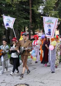 Одржан "Летњи улични ерски кабаре"