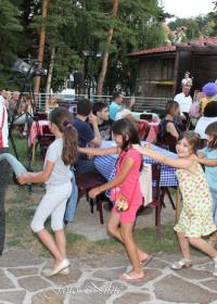 Осми Летњи улични ерски кабаре