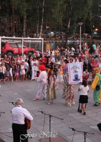 Осми Летњи улични ерски кабаре