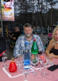 Летњи улични ерски кабаре