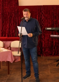 Letnji ulični erski kabare