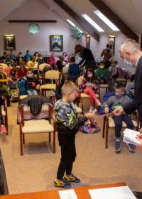 Пријем ђака првака у библиотеку 4