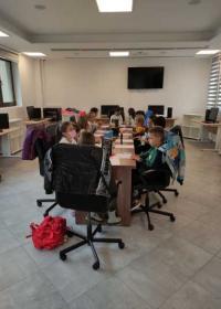 Радионица "Илустрација омиљене књиге или књижевног лика"