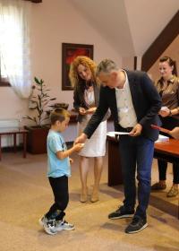 Свечани пријем ђака првака