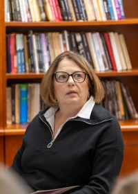 Мирјана Црнчевић, библиотекар